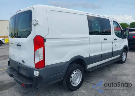 2015 Ford Transit-250 z USA, uszkodzony, nr VIN 1FTNR1ZM4FKA33913